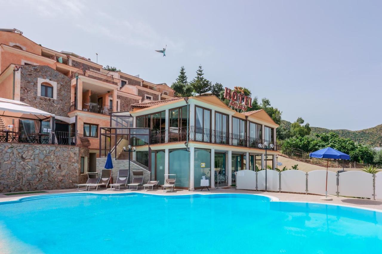Hotel Solanas Solanas  Extérieur photo