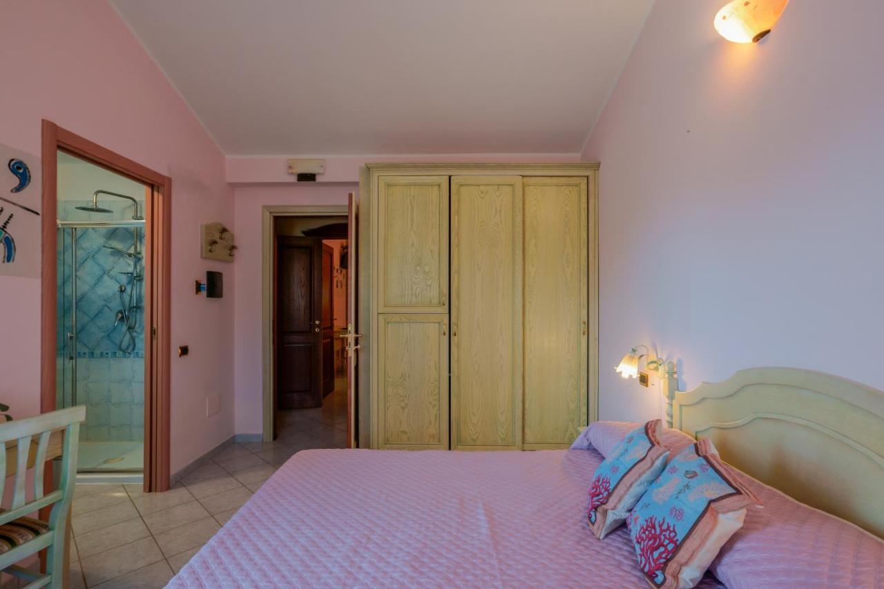 Hotel Solanas Solanas  Extérieur photo