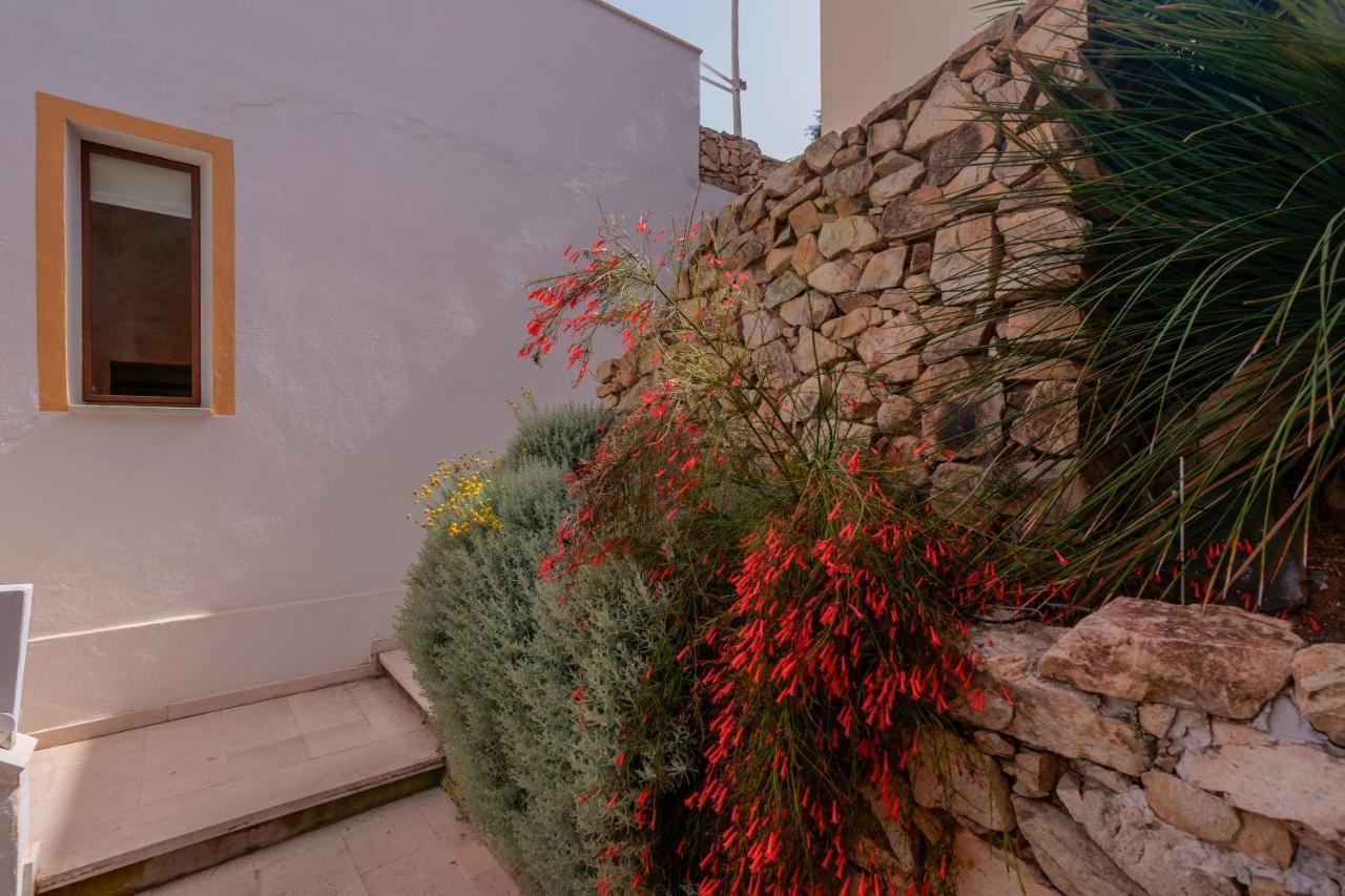Hotel Solanas Solanas  Extérieur photo