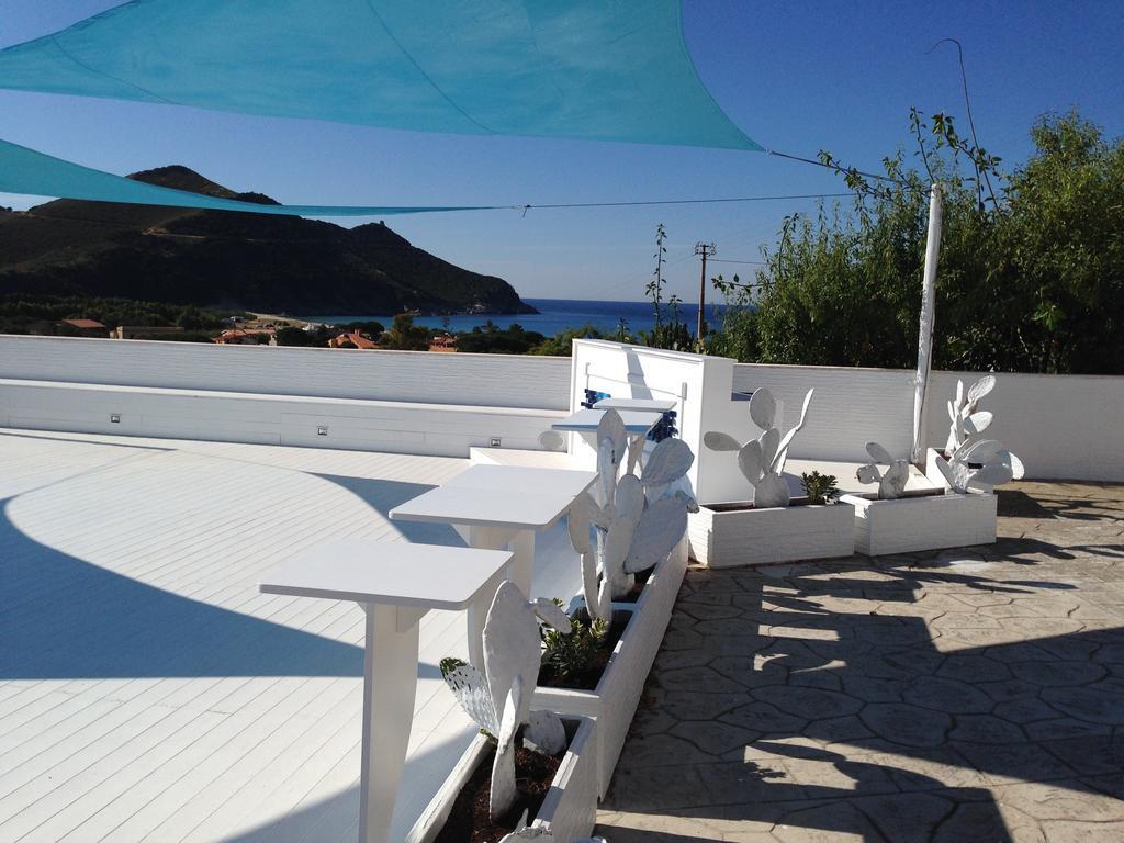 Hotel Solanas Solanas  Extérieur photo